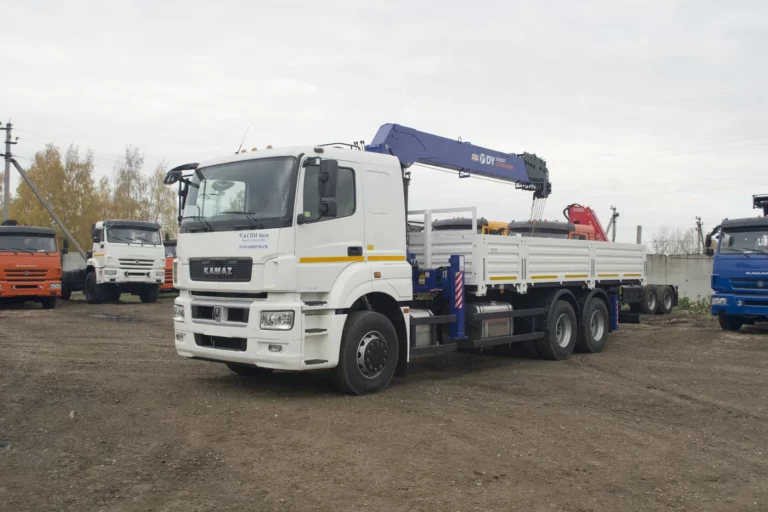 Бортовой КАМАЗ-65207 с КМУ DY SS2037