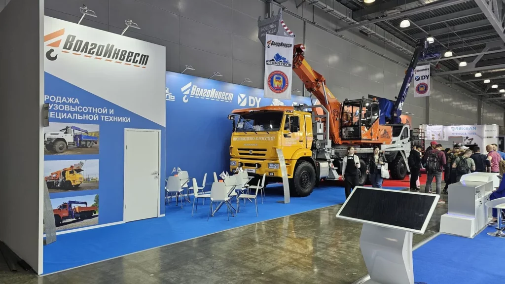 Итоги CTT Expo 2024: УРАЛ NEXT с краном-манипулятором RS1956 ACE и «Старатель»